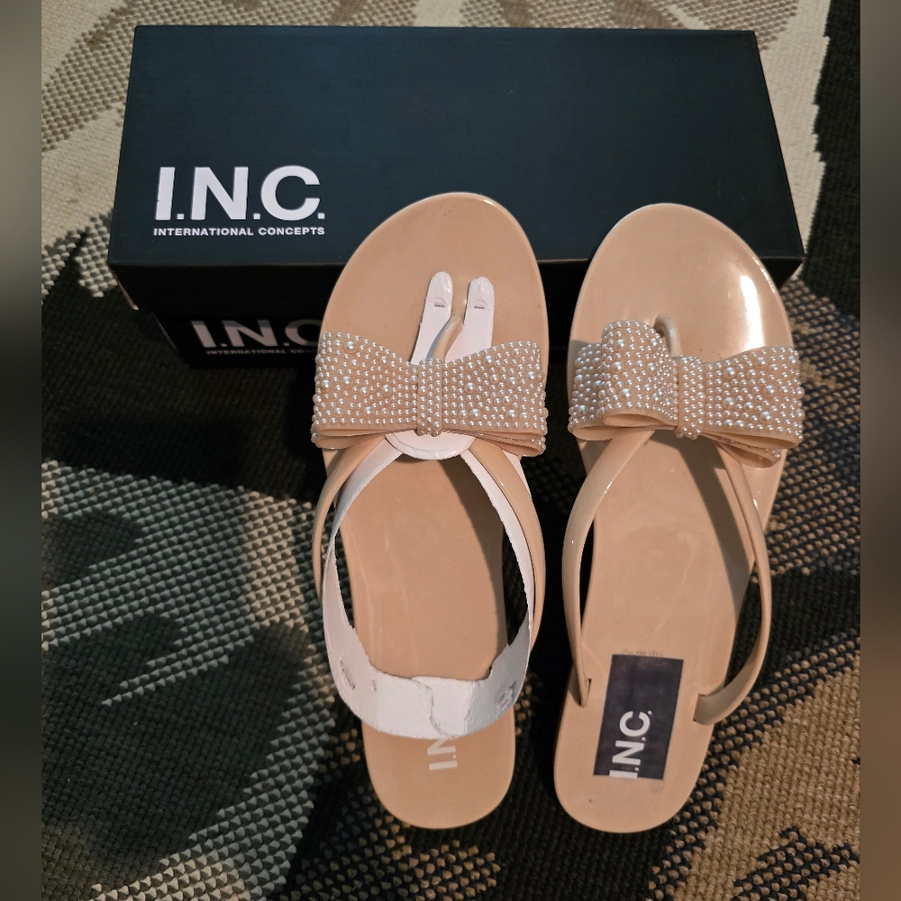 ‼️ SOLD‼️ INC  Women's Nude Pearl Sandals with Bow Detail